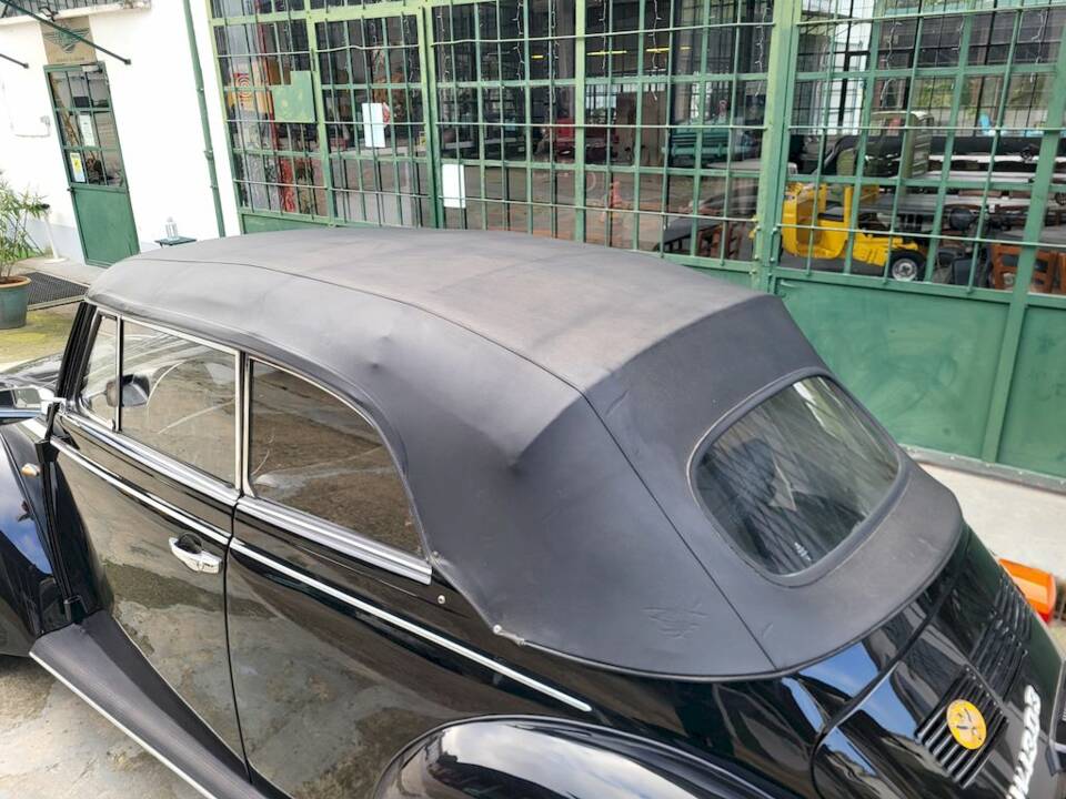 Immagine 13/47 di Volkswagen Käfer 1303 (1974)