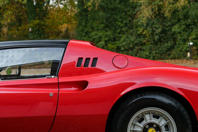 Immagine 21/48 di Ferrari Dino 246 GTS (1973)