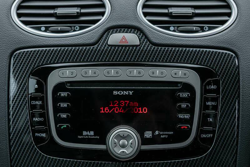 Image 20/50 of Ford Focus RS (2010)