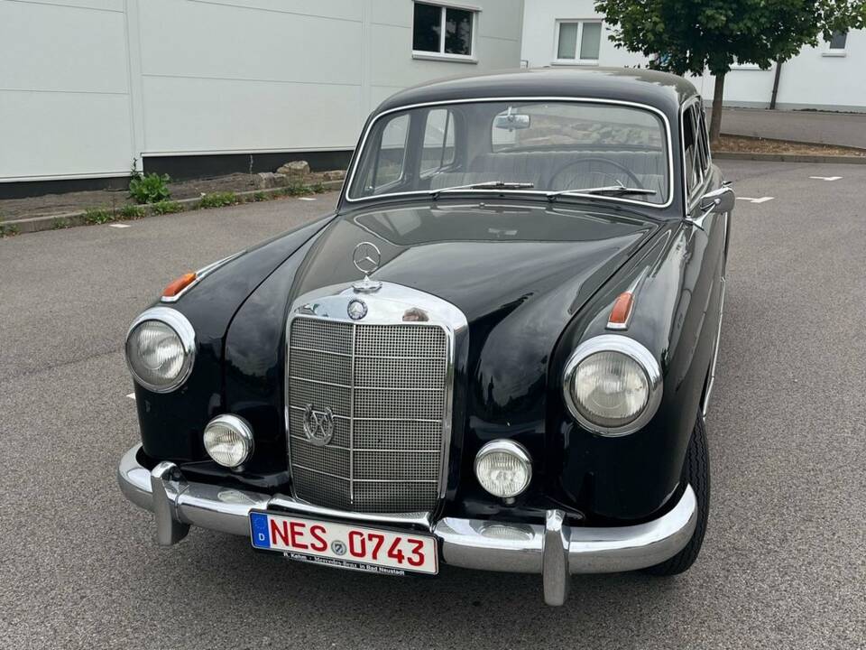 Immagine 3/8 di Mercedes-Benz 220 S (1956)