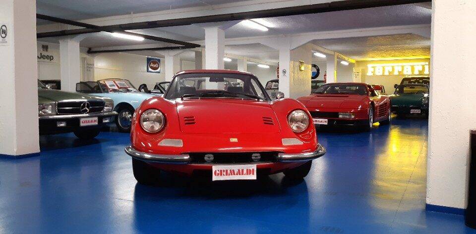 Afbeelding 22/50 van Ferrari Dino 246 GT (1972)