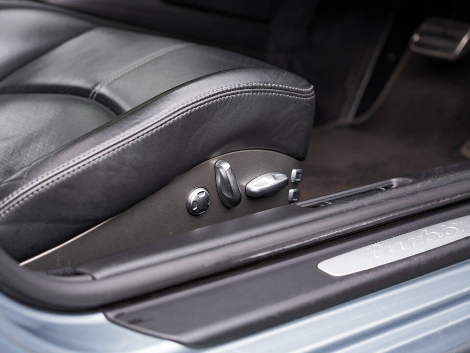 Bild 29/43 von Porsche 911 Turbo (2011)
