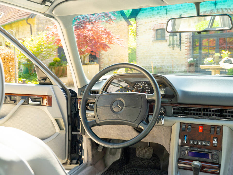 Bild 55/64 von Mercedes-Benz 500 SEL (1984)