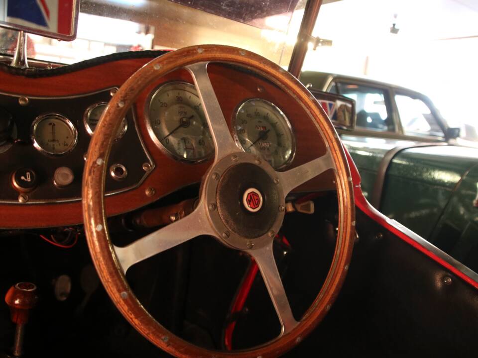 Imagen 26/49 de MG TD (1952)