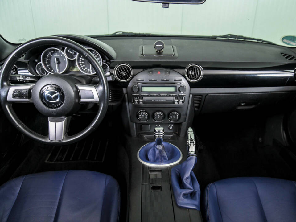 Imagen 7/50 de Mazda MX-5 1.8 (2007)