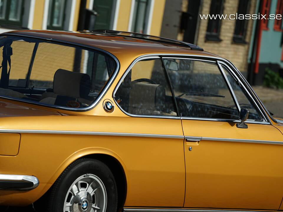 Image 9/32 of BMW 3.0 CS (1972)