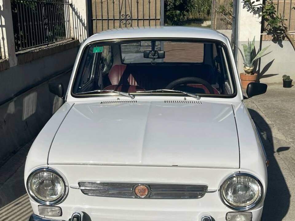 Image 29/56 of SEAT 850 Speciale (1971)