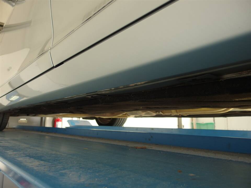 Image 83/98 of Mercedes-Benz S 500 L (2007)