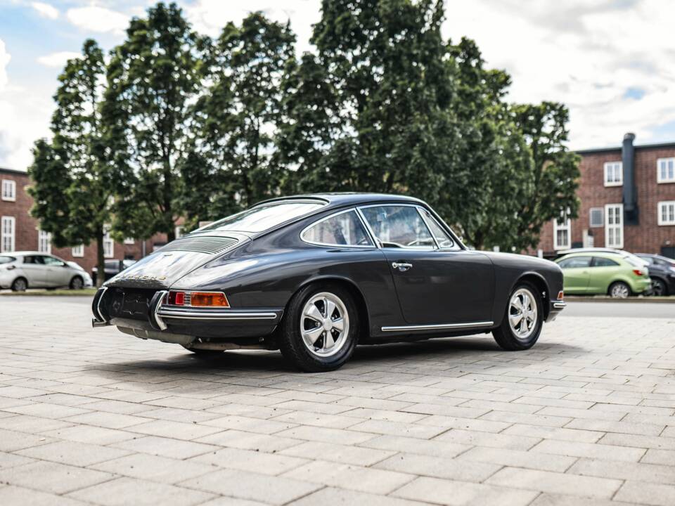 Image 23/59 of Porsche 911 2.0 (1967)