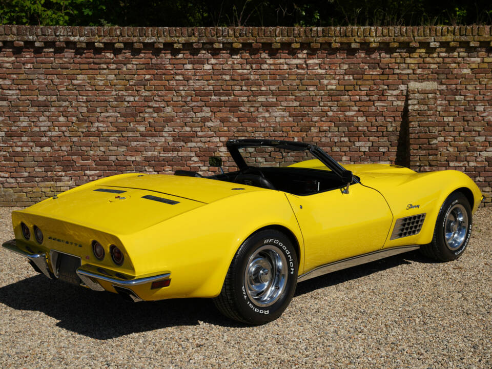 Image 29/50 of Chevrolet Corvette Stingray (1972)