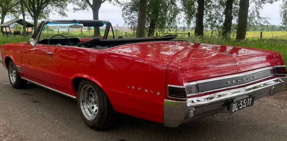 Bild 4/8 von Pontiac Tempest Le Mans (1965)