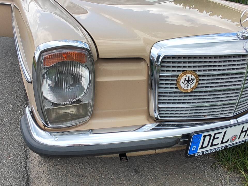 Bild 39/59 von Mercedes-Benz 230&#x2F;4 (1974)