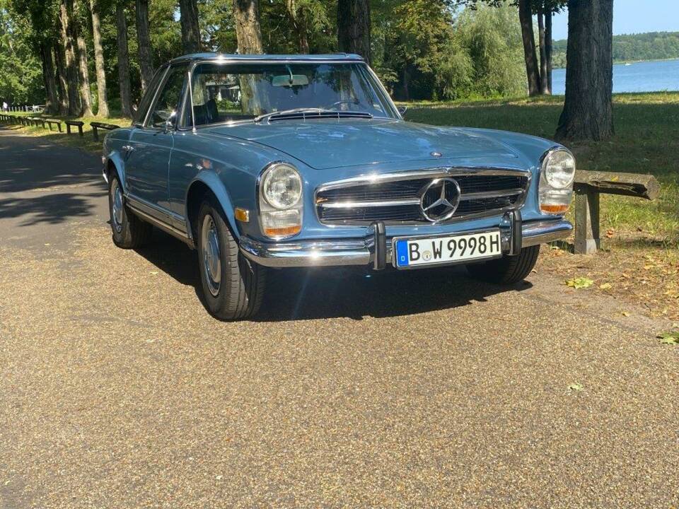 Image 65/83 of Mercedes-Benz 280 SL (1970)