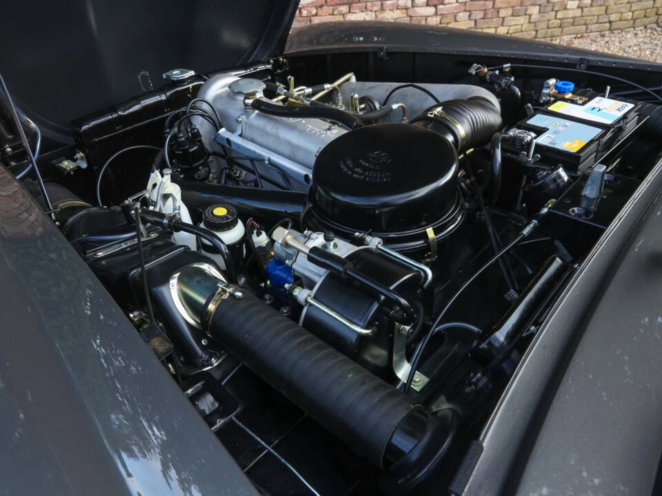 Obraz 44/50 pojazdu Mercedes-Benz 190 SL (1960)