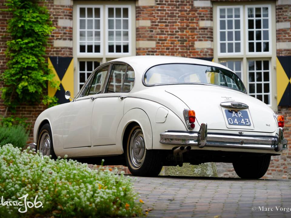Immagine 35/46 di Jaguar Mk II 3.8 (1962)