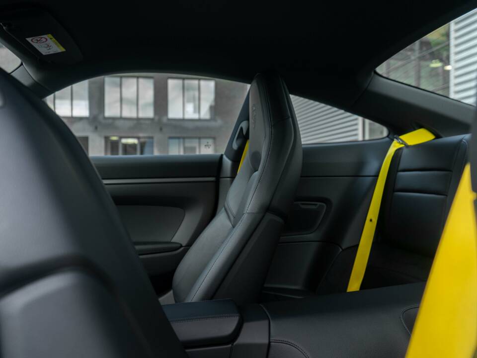 Image 10/30 of Porsche 911 Carrera (2022)