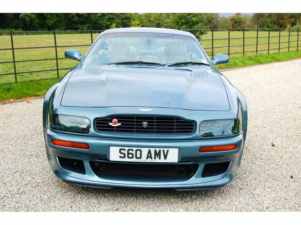 Image 2/13 of Aston Martin Vantage V600 (1998)