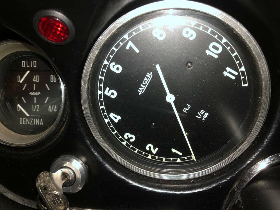 Image 18/62 of Alfa Romeo GTA 1300 Junior Autodelta (1969)