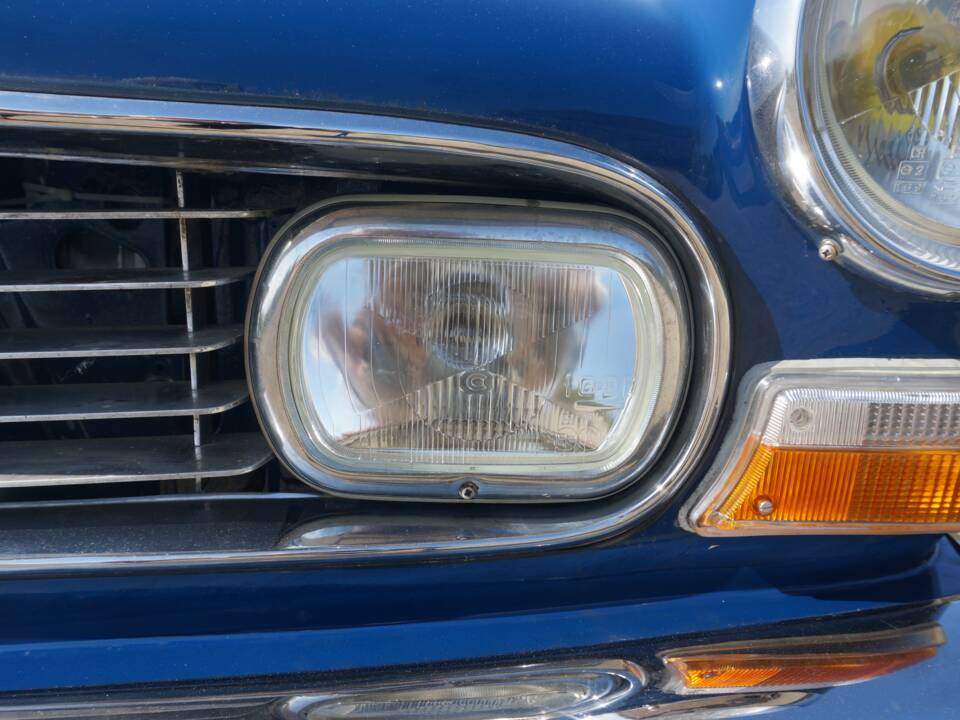 Image 9/46 of Peugeot 404 Coupé (1967)