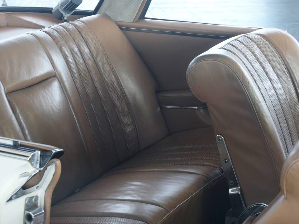 Afbeelding 30/50 van Mercedes-Benz 300 SE (1963)