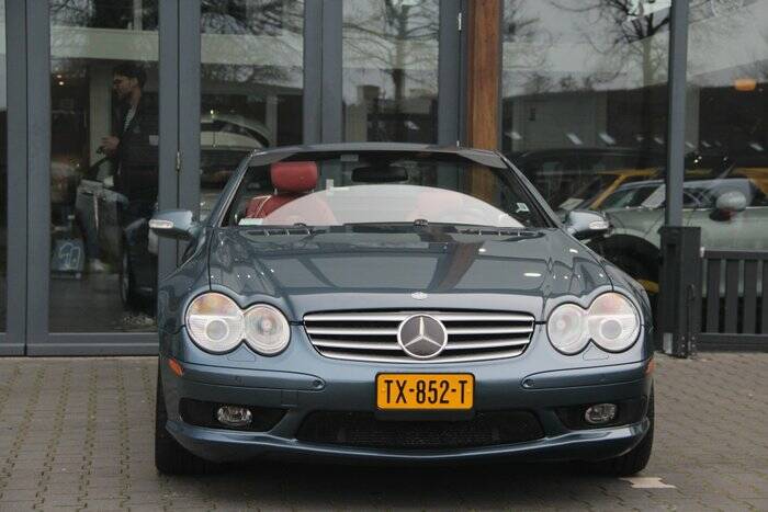 Image 3/7 of Mercedes-Benz SL 55 AMG (2003)