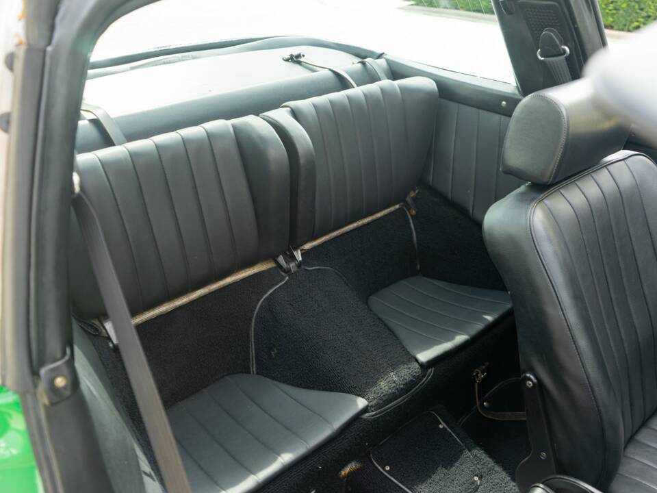 Image 35/51 de Porsche 911 2.4 S (1973)