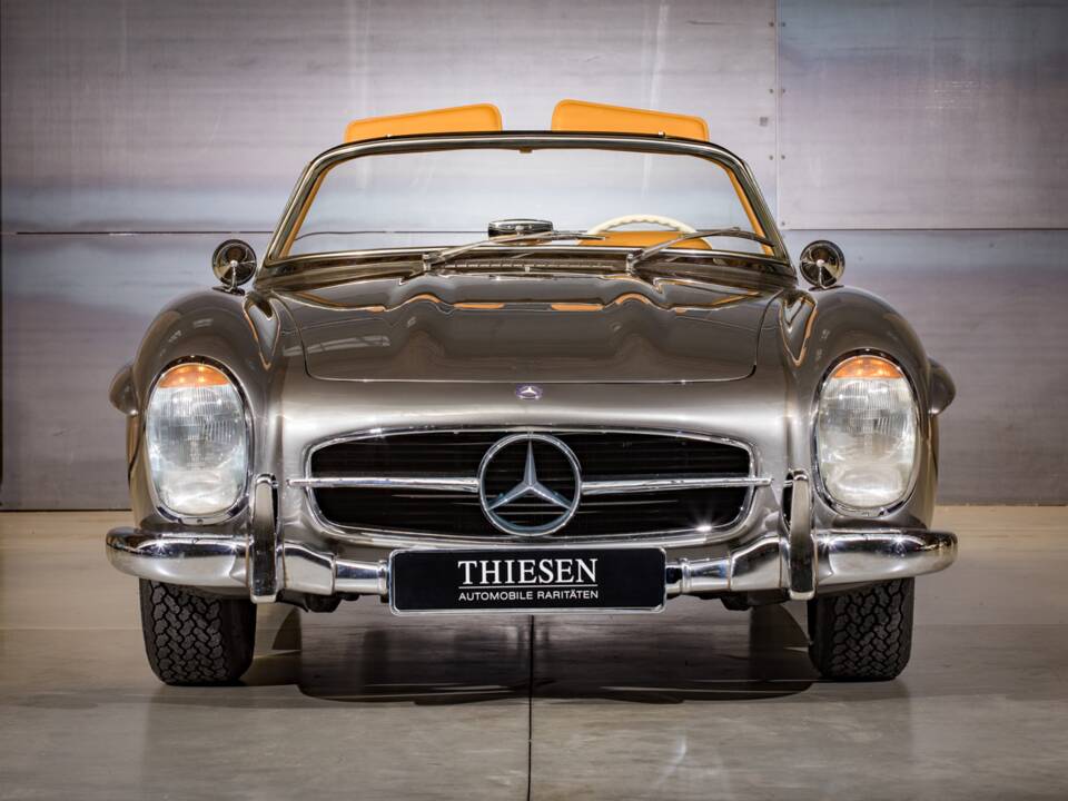 Image 2/22 de Mercedes-Benz 300 SL Roadster (1961)