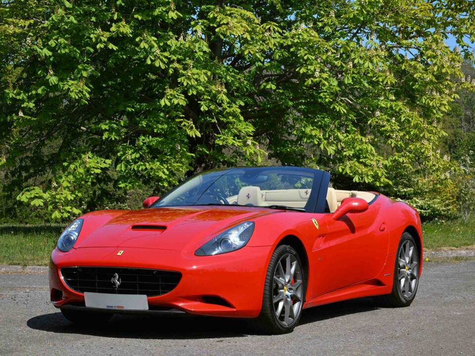 Afbeelding 11/50 van Ferrari California (2011)