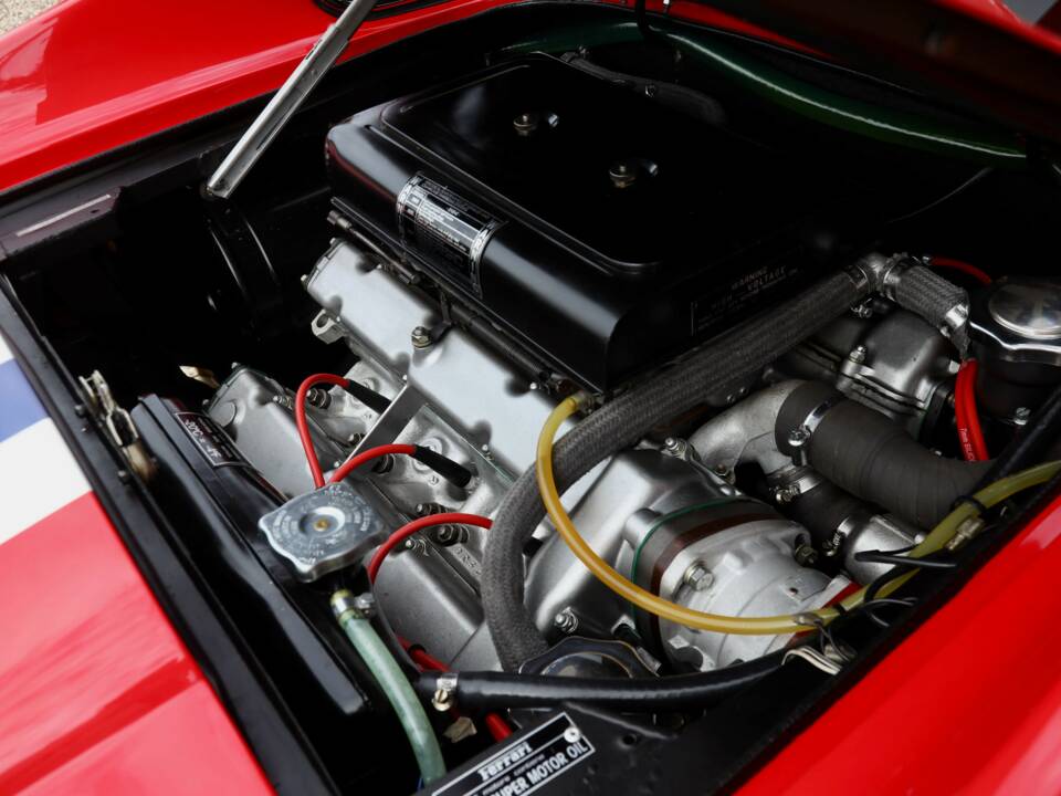 Immagine 38/50 di Ferrari Dino 246 GT (1971)