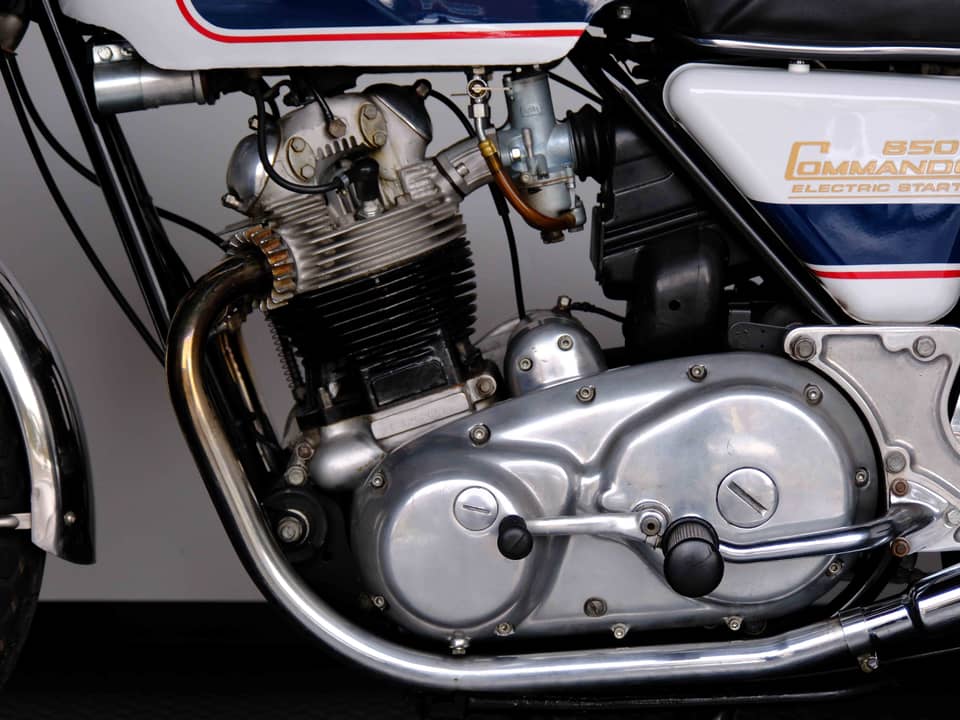 Image 49/83 of Norton 850 MKIII Roadster (1975)