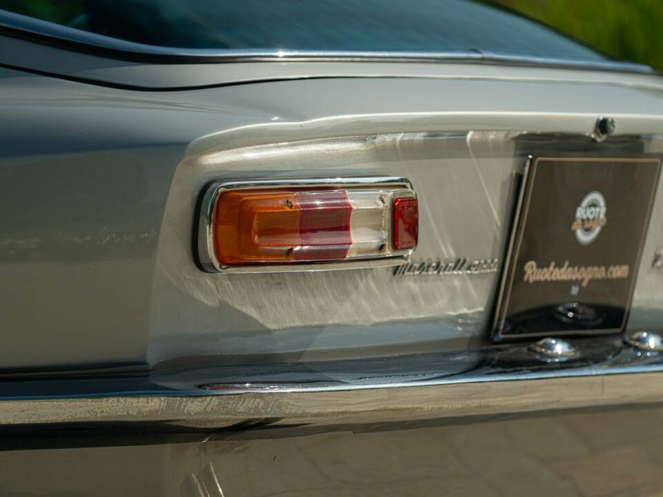 Image 22/50 of Maserati Mistral 4000 (1968)