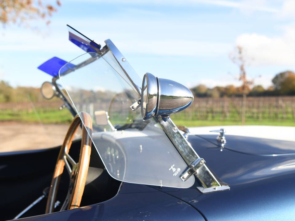 Image 35/50 de AC Cobra 427 (1999)