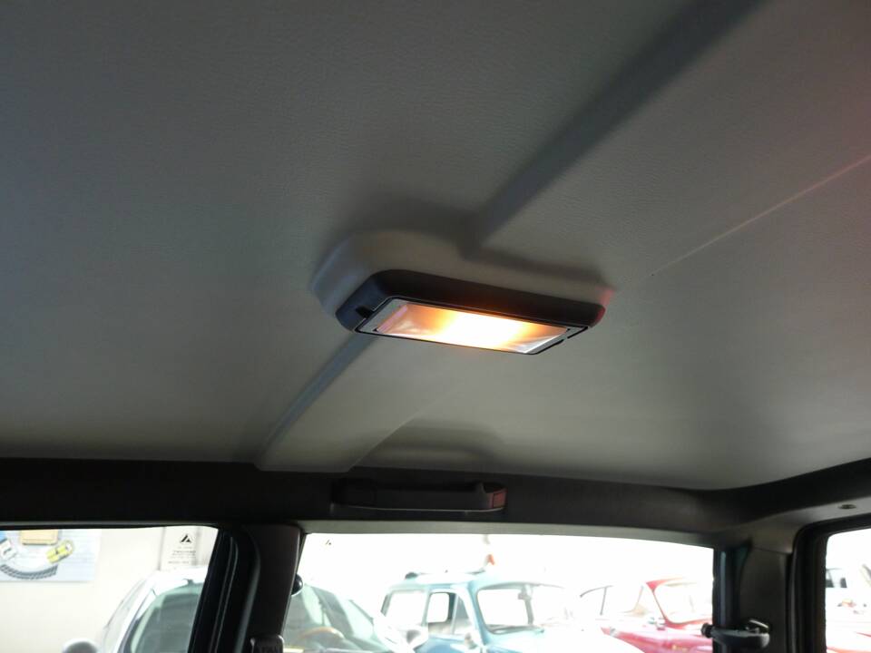 Bild 37/39 von Lancia Y10 LX I.E. (1991)