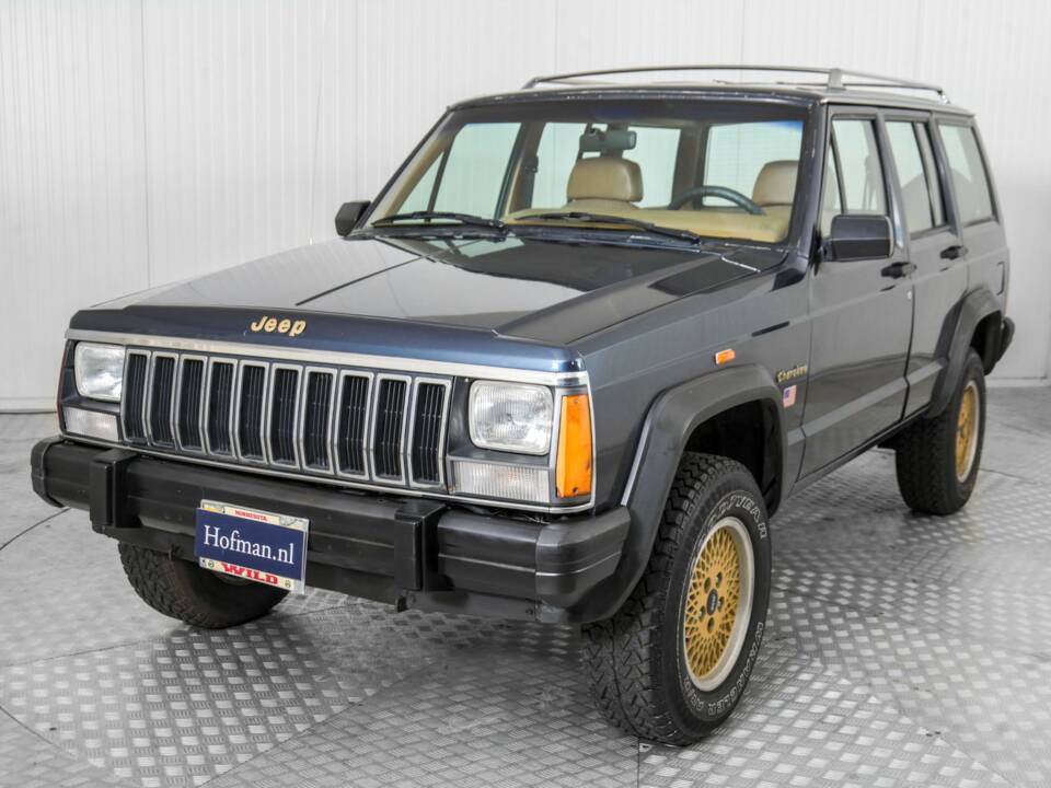 Bild 18/50 von Jeep Cherokee 2.8L V6 (1986)
