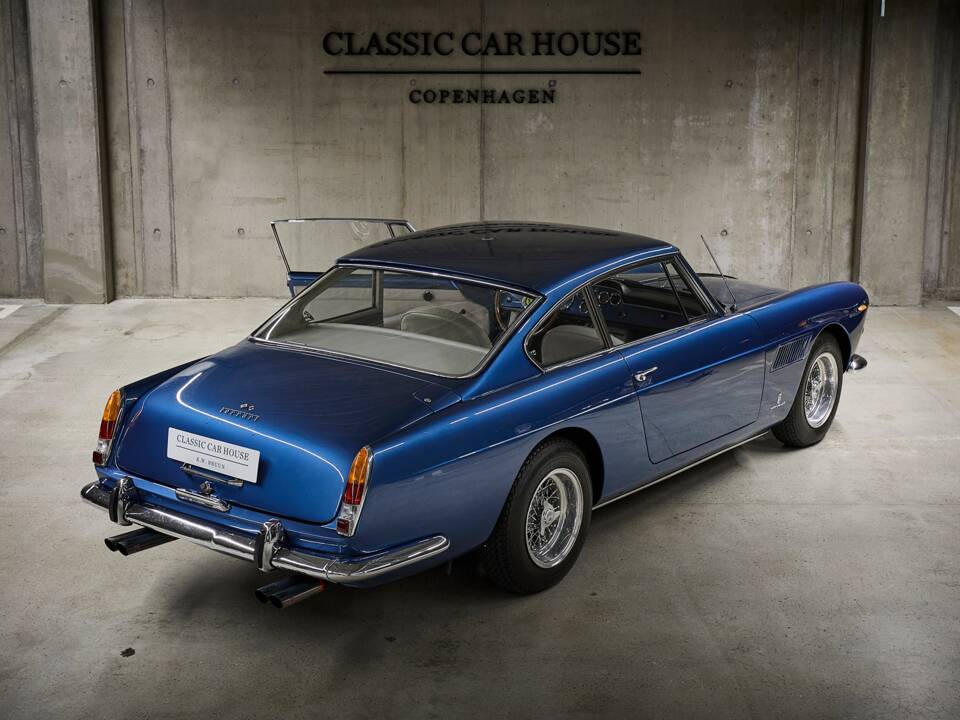 Imagen 11/100 de Ferrari 250 GT 2+2 (1963)