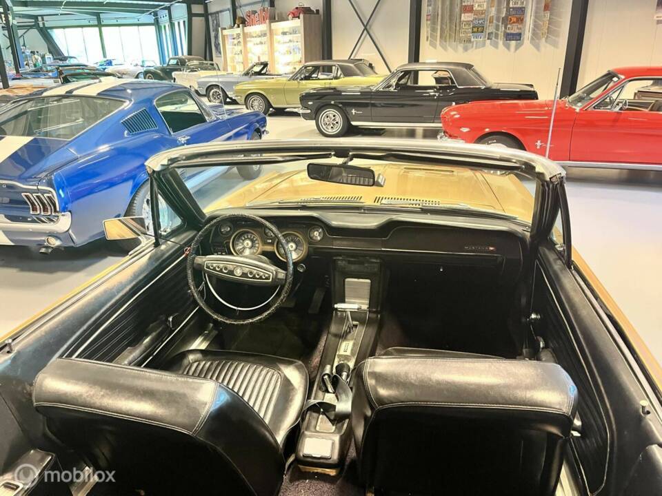 Image 21/26 of Ford Mustang 289 (1968)