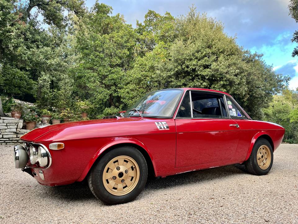 Image 50/80 of Lancia Fulvia Coupe Rallye HF (1968)