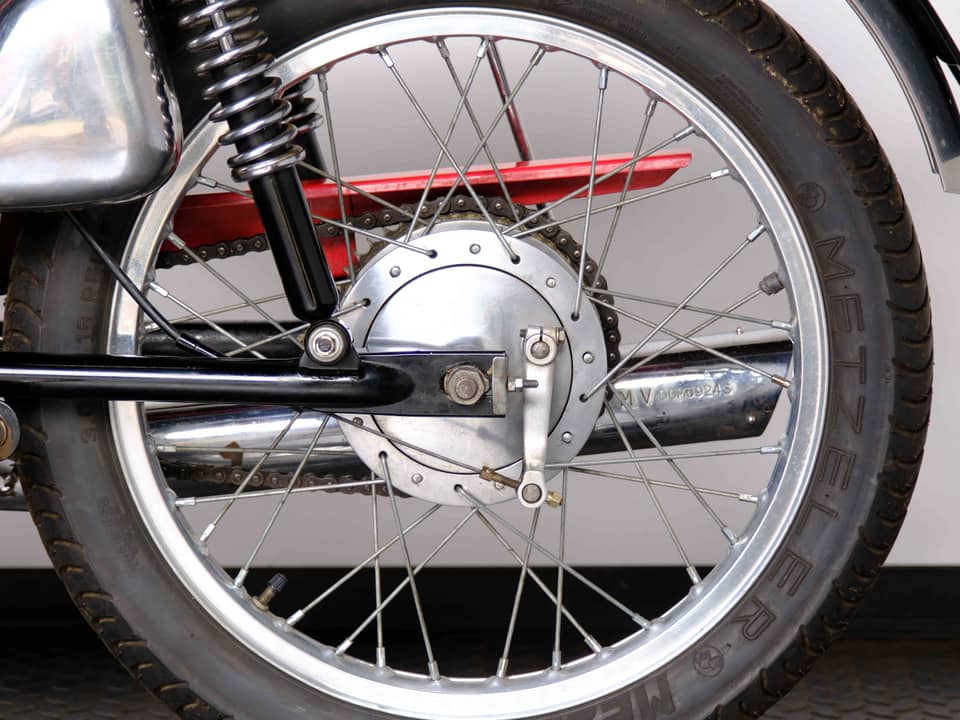 Afbeelding 32/58 van MV Agusta 125 GT (1969)
