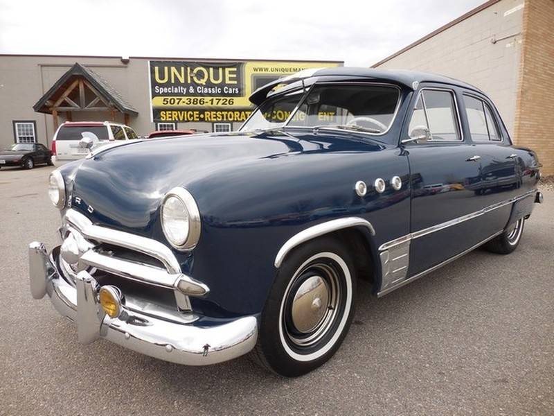 Image 16/19 of Ford Custom (1949)