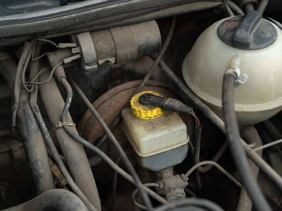 Afbeelding 41/45 van Volkswagen Golf Mk II 1.6 (1983)