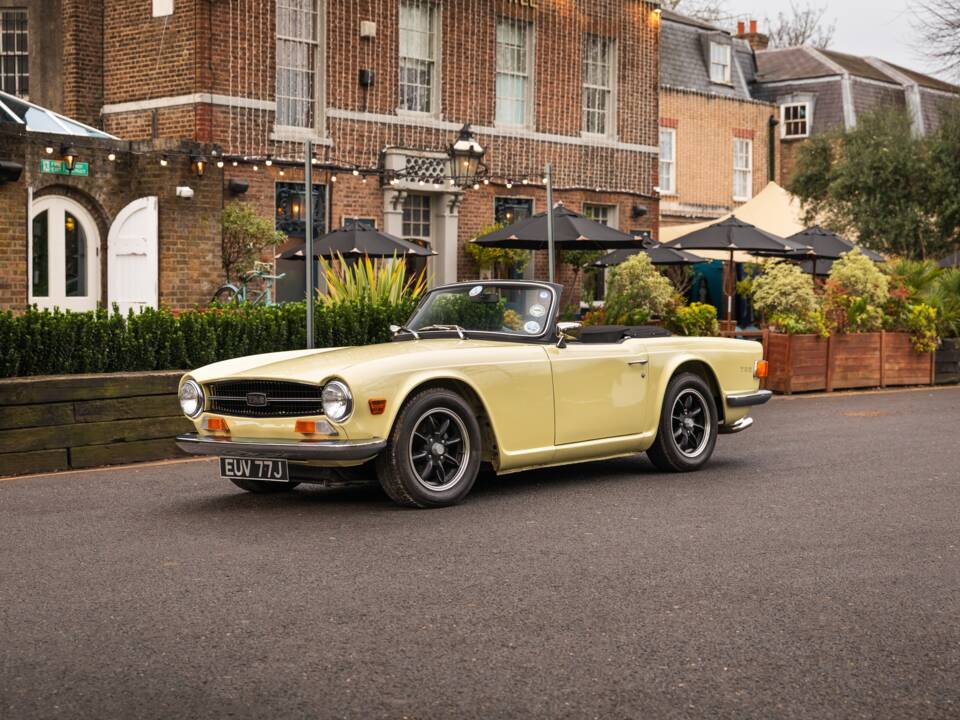 Image 42/47 de Triumph TR 6 (1971)