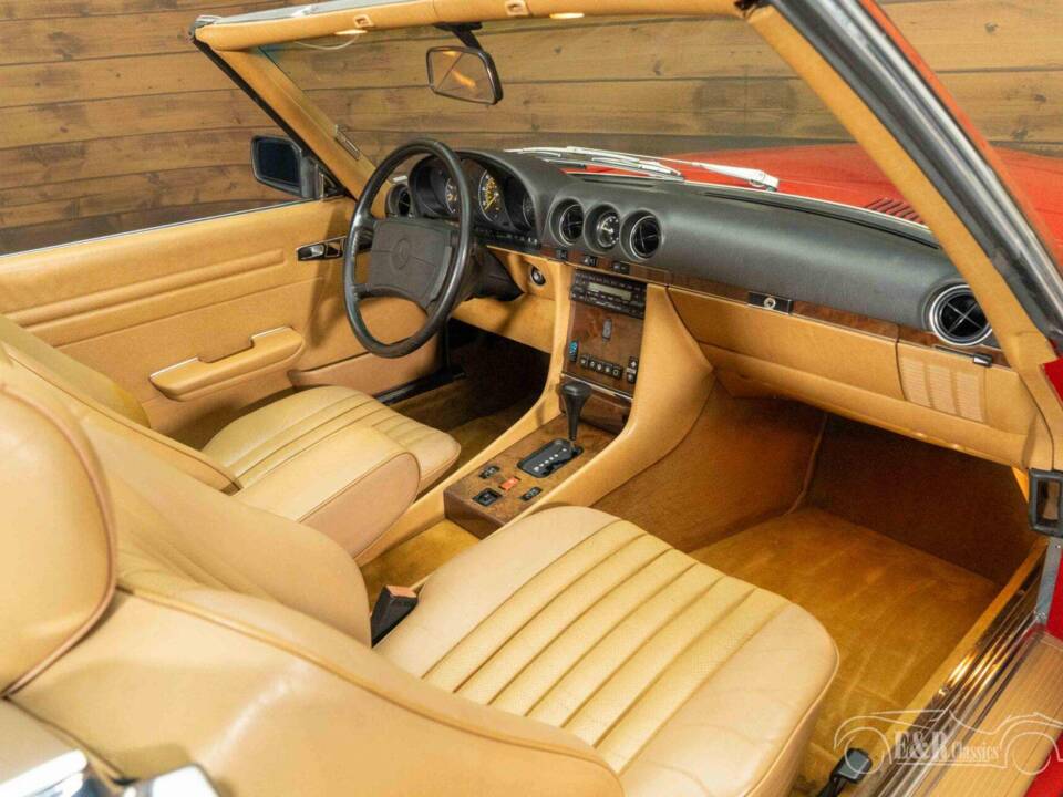 Bild 7/19 von Mercedes-Benz 560 SL (1988)