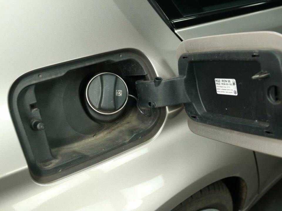 Image 47/50 of ALPINA B5 Biturbo AWD (2017)
