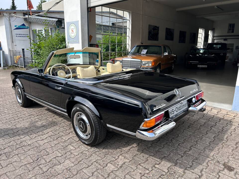 Immagine 14/34 di Mercedes-Benz 280 SL (1969)