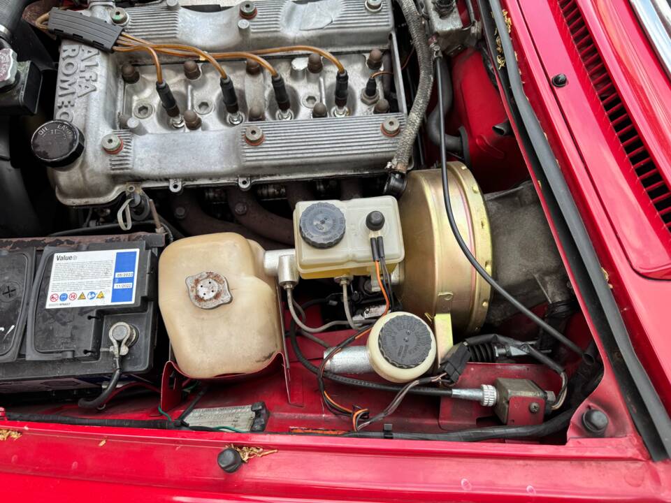 Bild 6/68 von Alfa Romeo 1.6 Spider (1988)