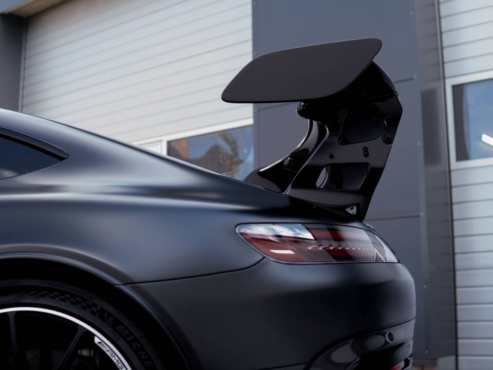 Image 17/37 of Mercedes-AMG GT Black Series (2022)