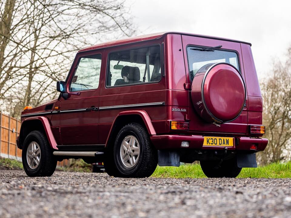 Image 3/32 of Mercedes-Benz 300 GD (kurz) (1992)