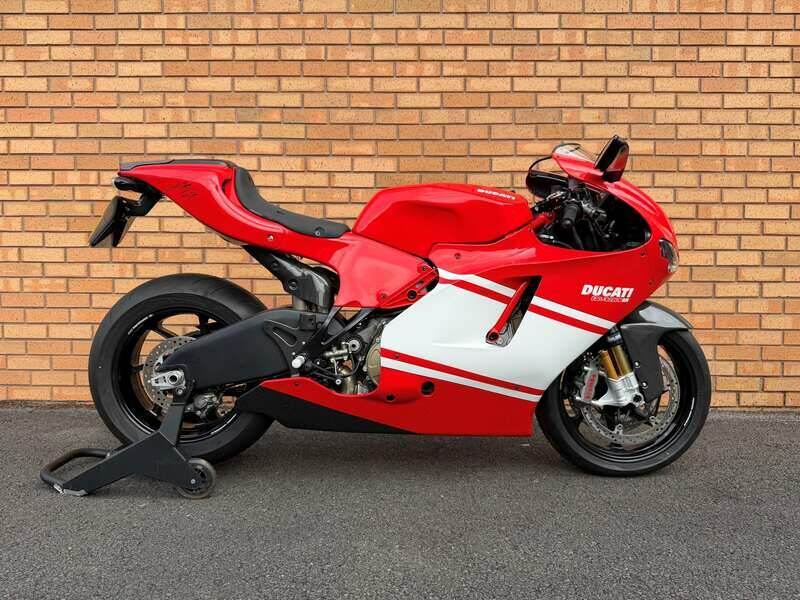 Bild 1/50 von Ducati Desmosedici RR (2008)