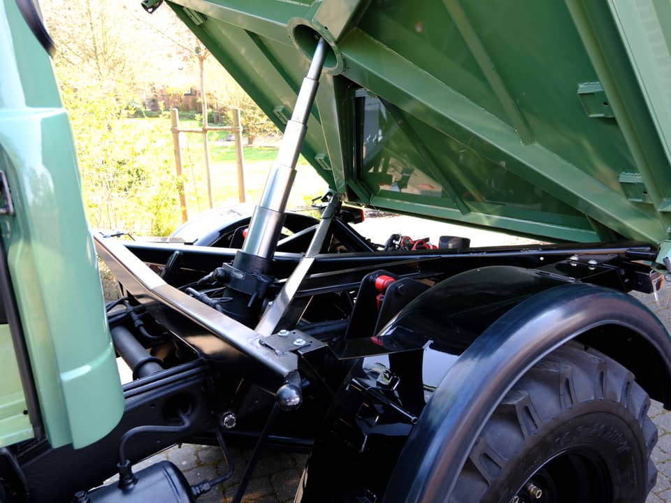 Image 47/91 of Mercedes-Benz Unimog 416 (1971)