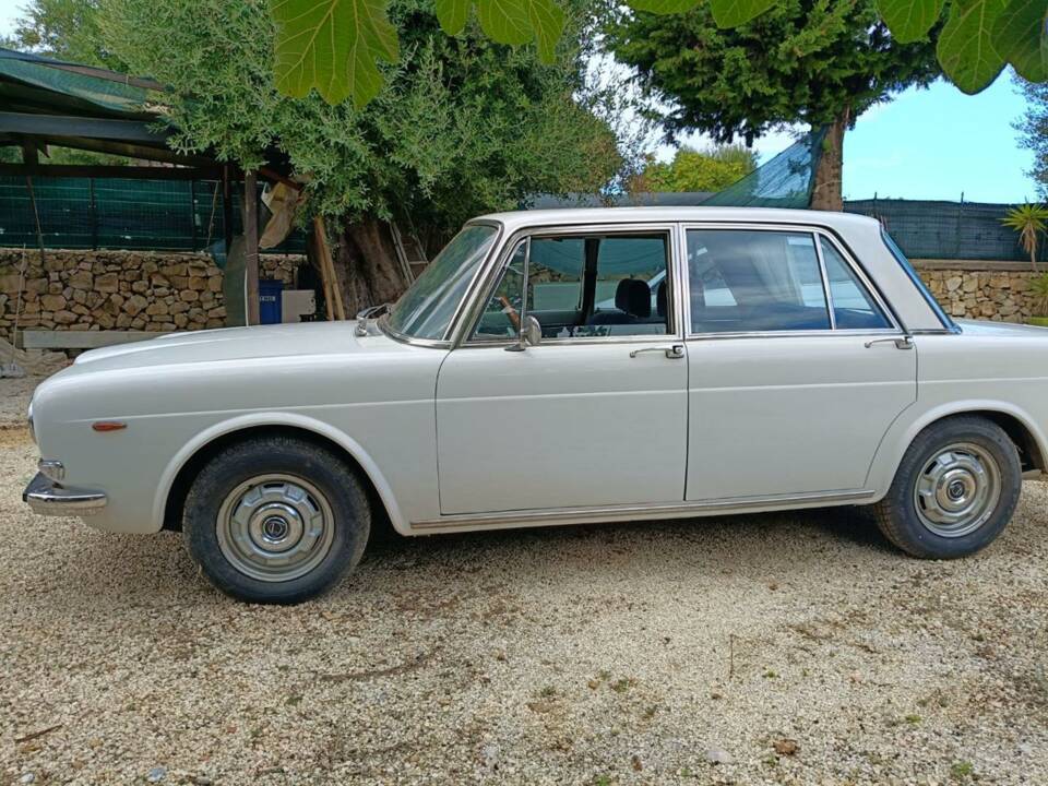 Immagine 28/50 di Lancia Flavia 2000 (1974)